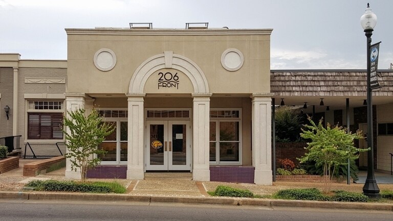206 W Front St, Hattiesburg, MS for sale Primary Photo- Image 1 of 1