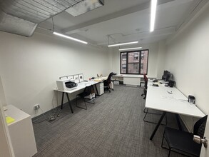 120 E 56th St, New York, NY for lease Interior Photo- Image 1 of 8