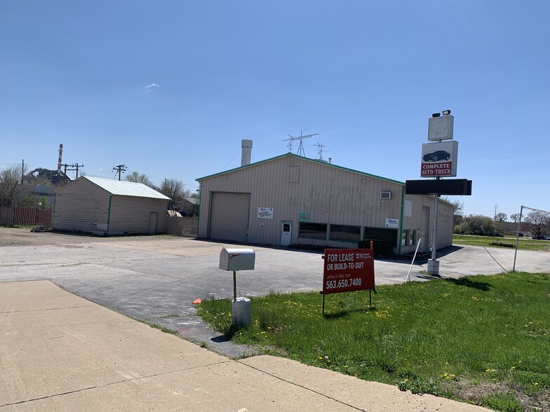 5675 State St, Bettendorf, IA 52722 - Flex for Lease | LoopNet