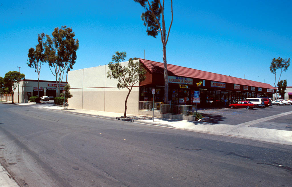 900-950 S Harbor Blvd, Santa Ana, CA for lease Primary Photo- Image 1 of 15
