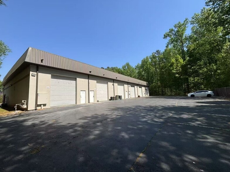 4319 Abbotts Bridge Rd, Duluth, GA for sale - Building Photo - Image 2 of 5