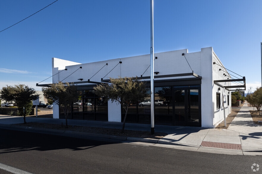 1201 E Van Buren St, Phoenix, AZ for sale - Primary Photo - Image 1 of 8