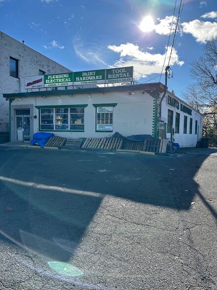 590 Tuckahoe Rd, Yonkers, NY for sale - Building Photo - Image 2 of 4