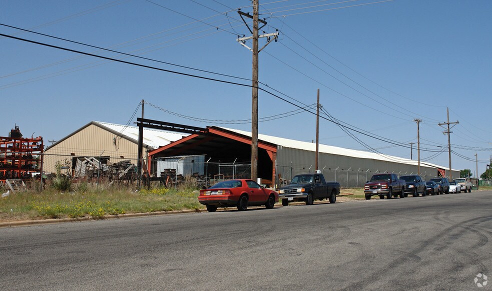 707 E Slaton Hwy, Lubbock, TX for sale - Primary Photo - Image 1 of 2