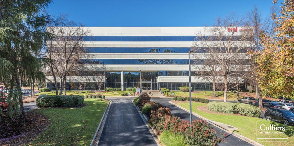 121 Executive Center Dr, Columbia, SC for lease - Building Photo - Image 1 of 8