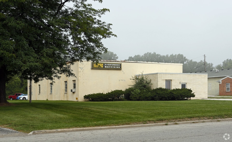 5515 Enterprise Blvd, Toledo, OH for lease - Building Photo - Image 2 of 3