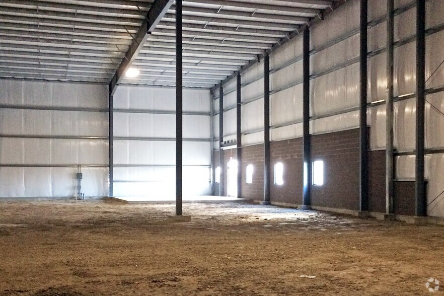 1020 Westview Dr Iowa Falls Ia 50126 Warehouse Property For 24 000 Sf Building Offered At 879 In Iowa Falls Ia
