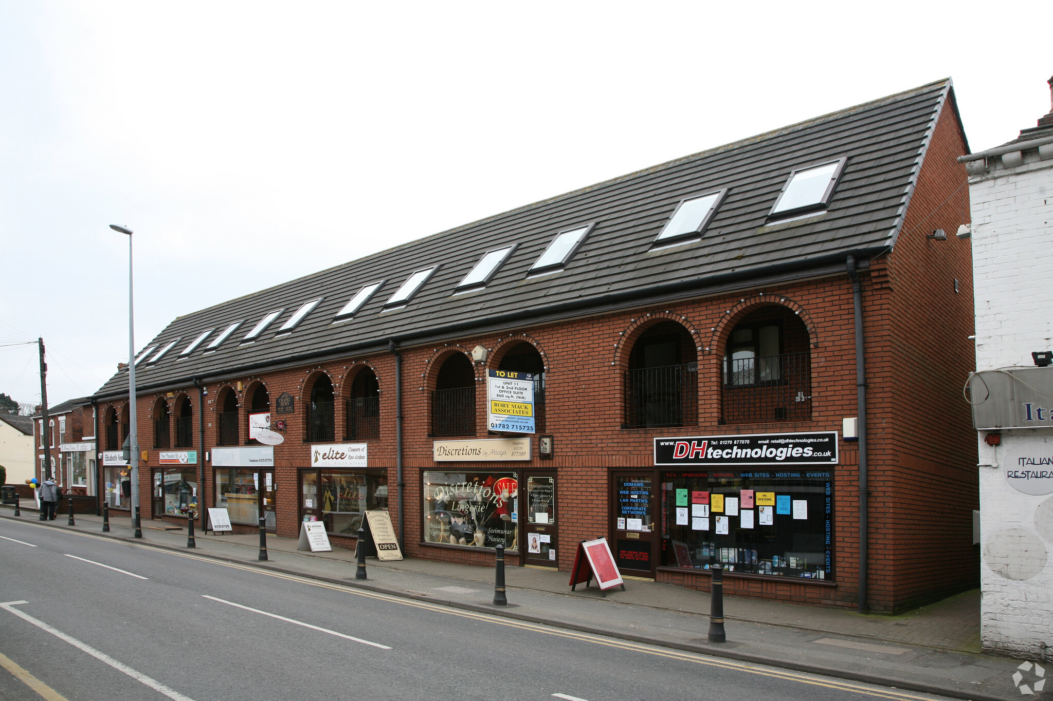 68 Crewe Rd, Stoke On Trent for lease Primary Photo- Image 1 of 2