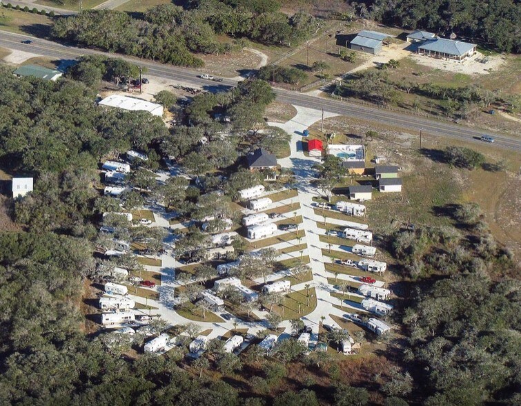 4221 Highway 35 S, Rockport, TX for sale - Other - Image 1 of 1