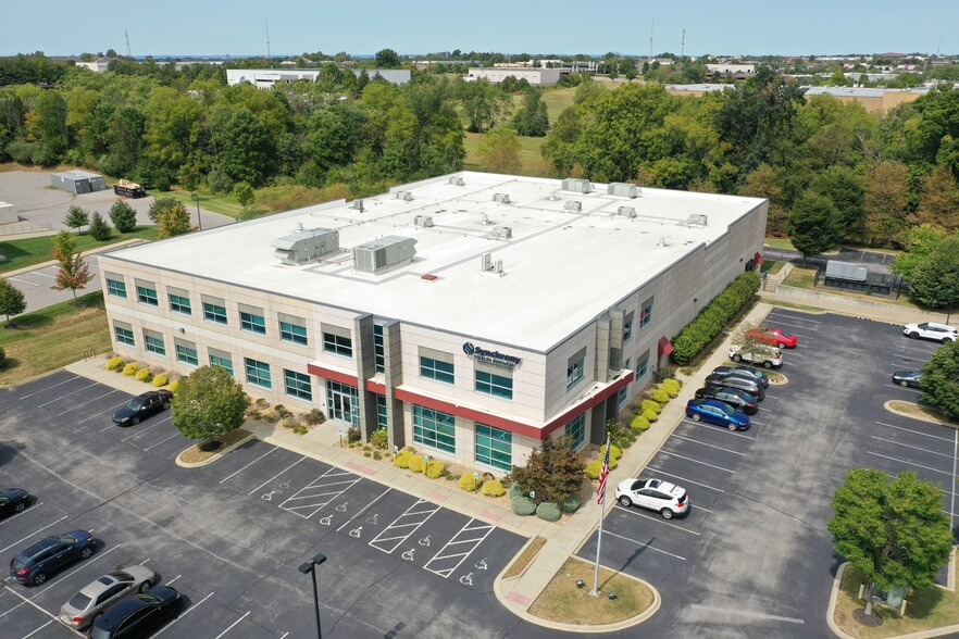 2701 Chestnut Station Ct, Louisville, KY for lease - Building Photo - Image 1 of 4