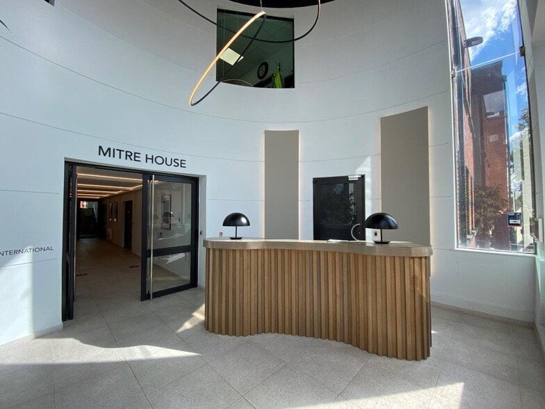 Canbury Park Rd, Kingston Upon Thames for lease - Interior Photo - Image 3 of 9