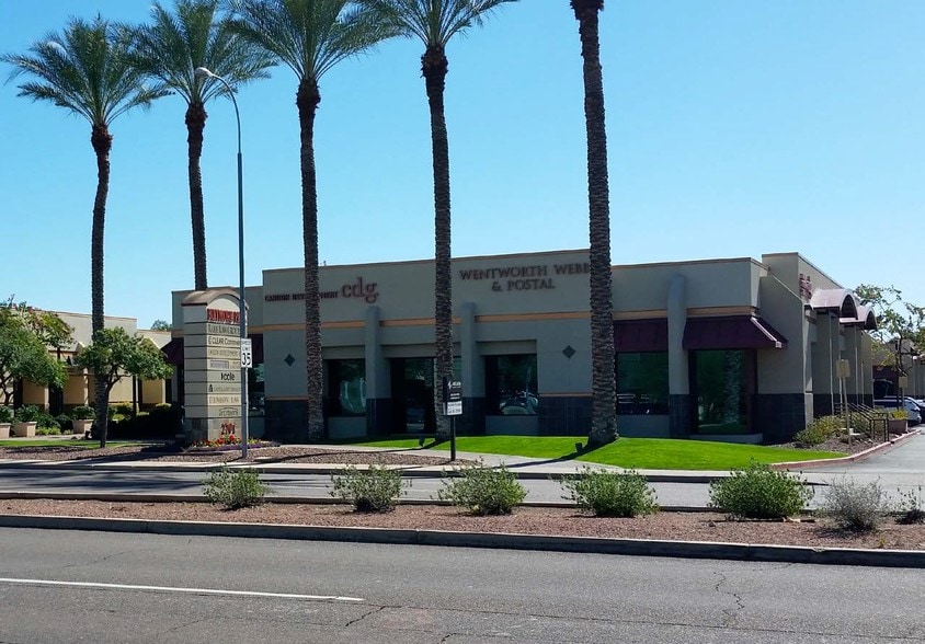 2701 E Camelback Rd, Phoenix, AZ for sale - Building Photo - Image 1 of 1