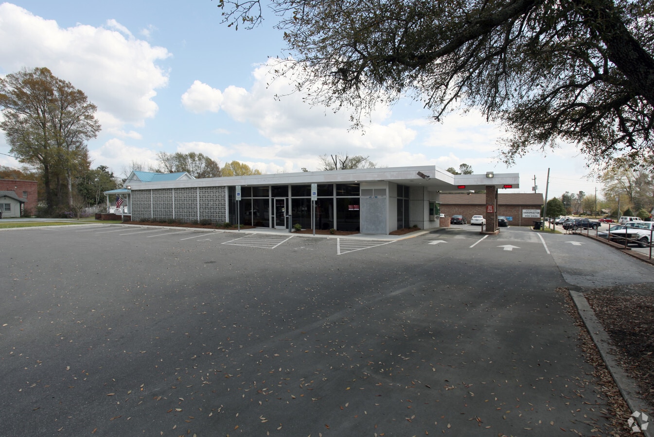 101 E Fremont St, Burgaw, NC 28425