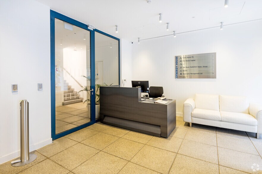 114-118 Southampton Row, London for lease - Lobby - Image 2 of 4
