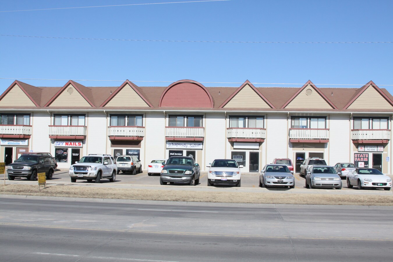 2400 W Pawnee St, Wichita, KS 67213