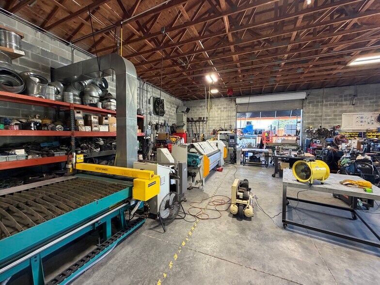 2300 Mayflower Ave, Apopka, FL for lease - Interior Photo - Image 2 of 4