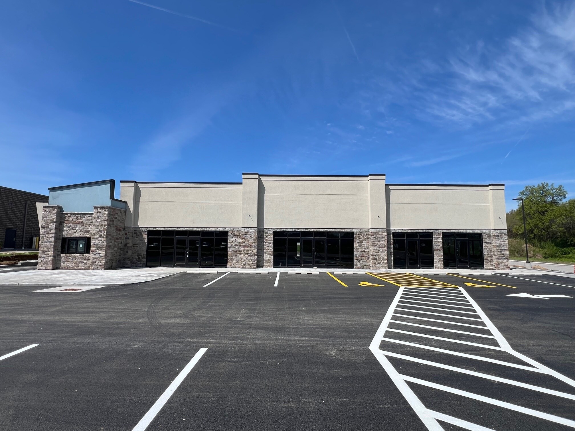 207 Scott Troy Rd, O'Fallon, IL for lease Building Photo- Image 1 of 4