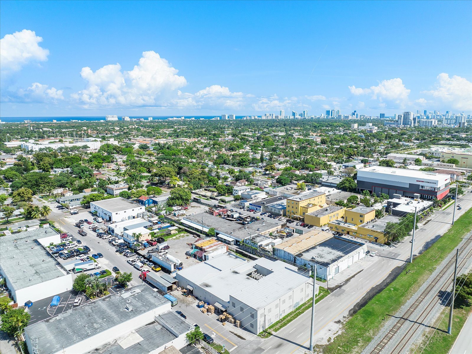 2040 Liberty St, Hollywood, FL 33020 - Industrial for Sale | LoopNet