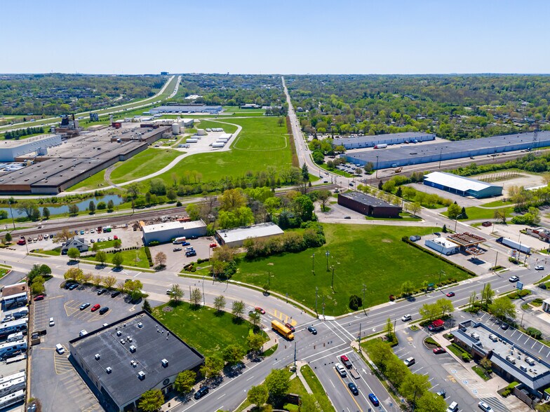 744 E Dixie Dr, West Carrollton, OH for sale - Primary Photo - Image 1 of 1