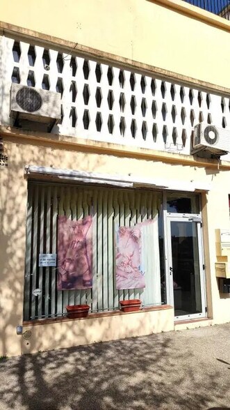 Retail in Nice for sale - Building Photo - Image 1 of 7
