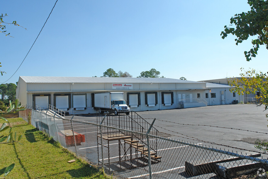 1730 Dobbs Rd, Saint Augustine, FL for lease - Primary Photo - Image 1 of 6