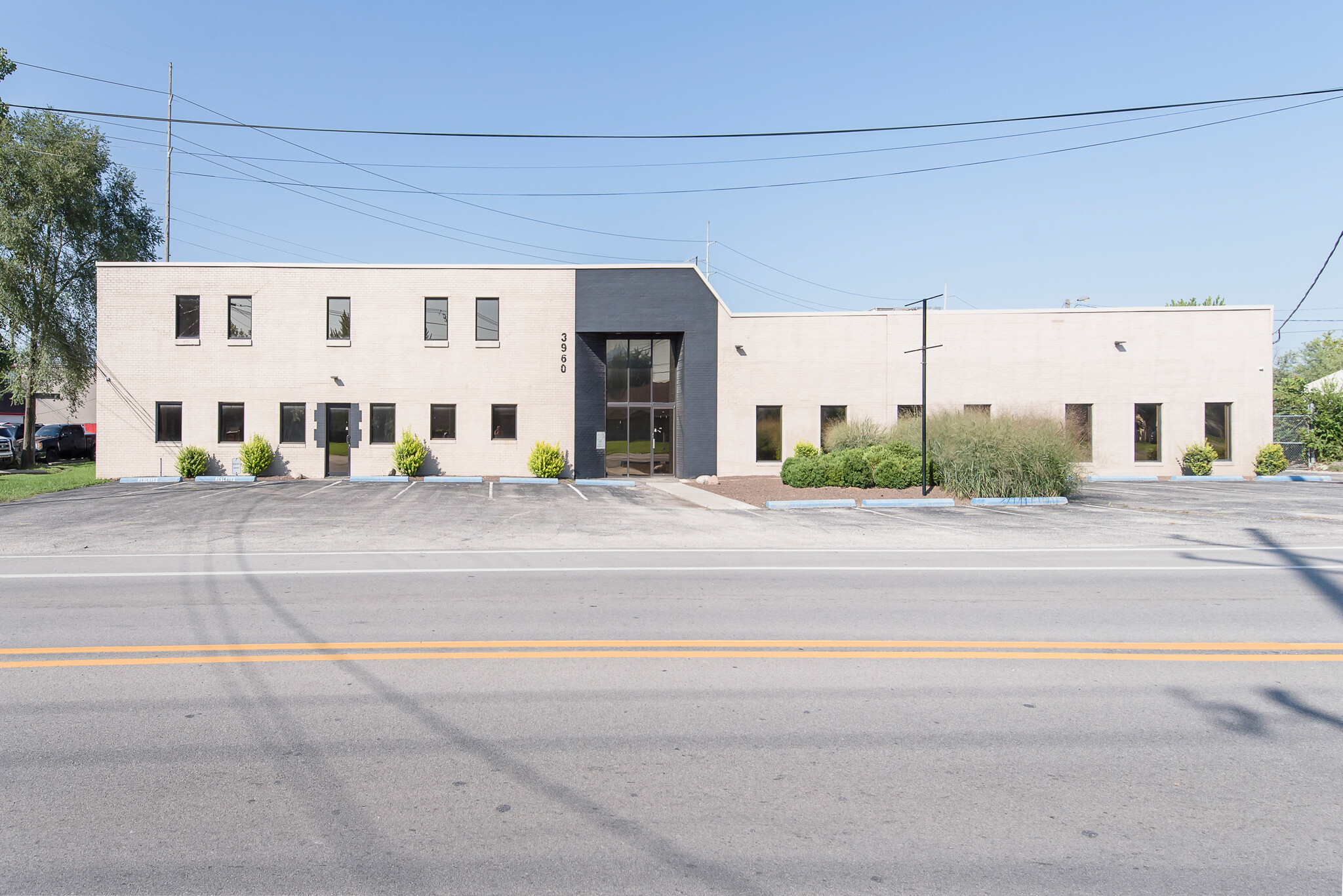 3960 Southeastern Ave, Indianapolis, IN for sale Building Photo- Image 1 of 1