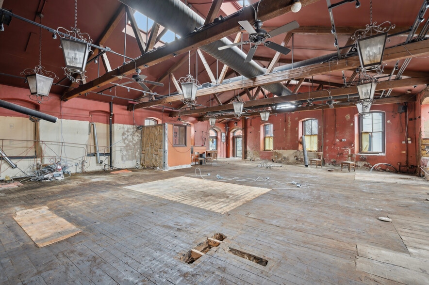 2 Rector St, Philadelphia, PA for sale - Interior Photo - Image 3 of 11