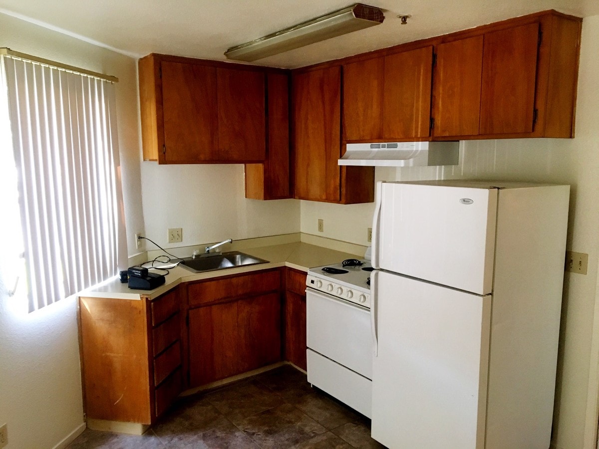 1220 La Loma Ave, Modesto, CA 95354