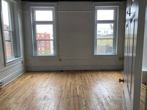 2 S Potomac St, Hagerstown, MD for lease Interior Photo- Image 2 of 5