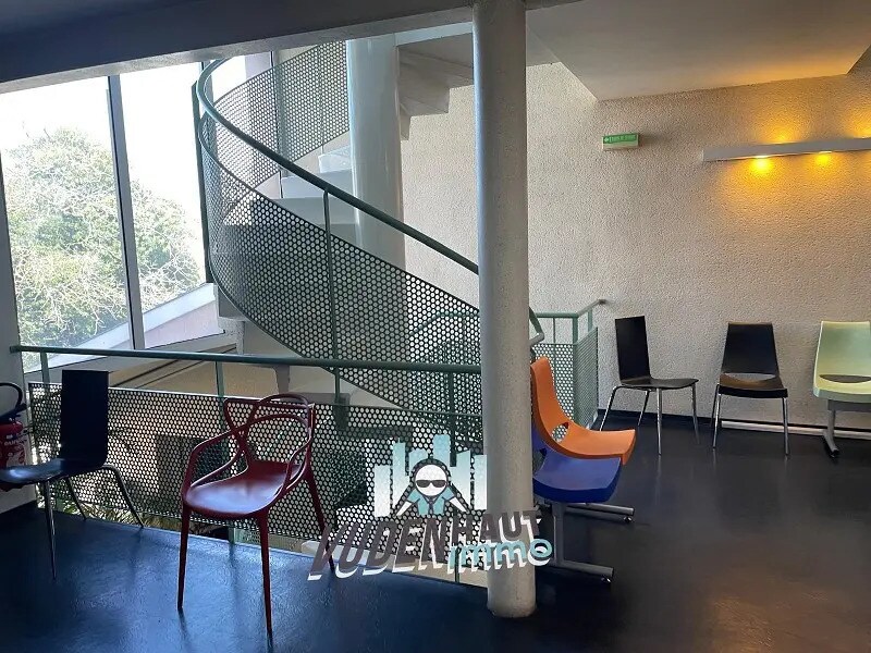 Retail in Villeneuve-Tolosane for sale Interior Photo- Image 1 of 10