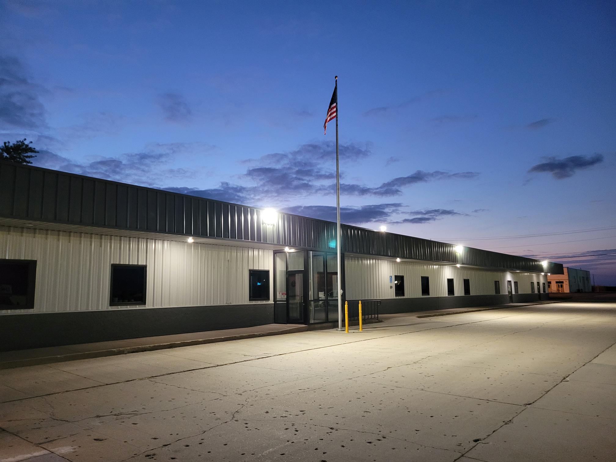 1621 E Washington St, Washington, IA for lease Building Photo- Image 1 of 5