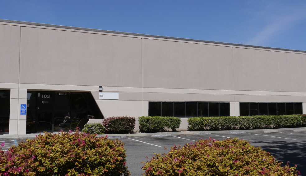 105 Bonaventura Dr, San Jose, CA for lease - Building Photo - Image 2 of 8