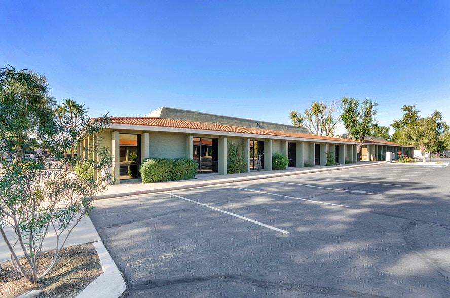 8607 N 59th Ave, Glendale, AZ for lease - Primary Photo - Image 1 of 7