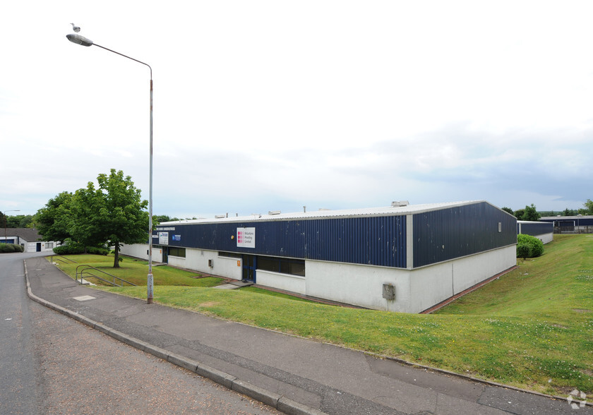 9 Tollpark Rd, Cumbernauld for lease - Building Photo - Image 2 of 4