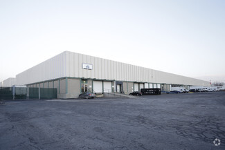 More details for 1502-1548 Gentry St, North Kansas City, MO - Industrial for Lease