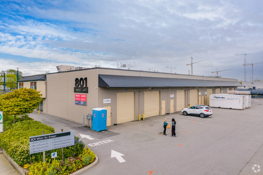 801 1st St W, North Vancouver, BC for sale - Building Photo - Image 3 of 5