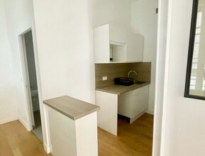 12 Rue Du Sentier, Paris for lease Building Photo- Image 2 of 5