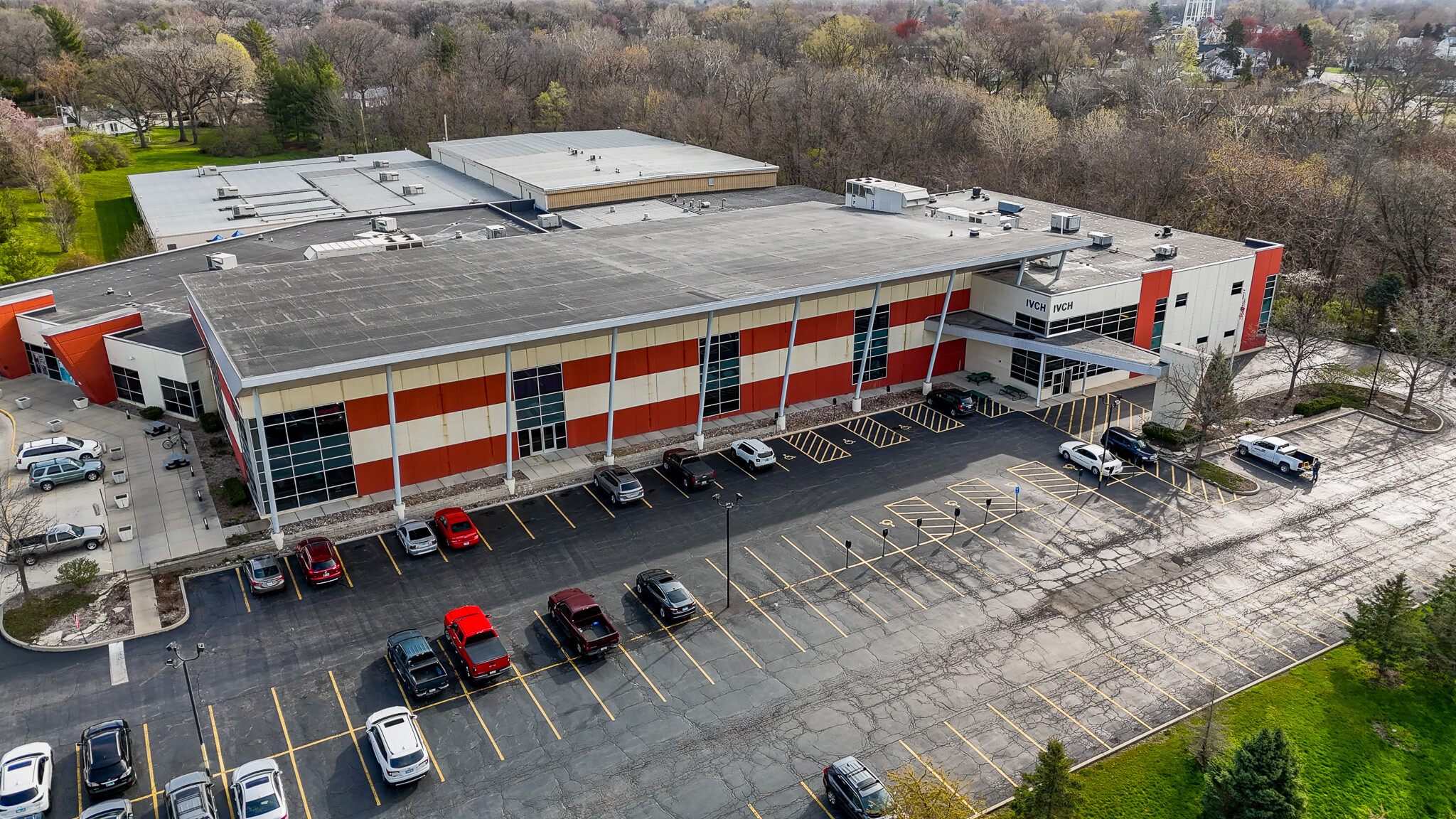 300 Walnut St, Peru, IL for lease Aerial- Image 1 of 18