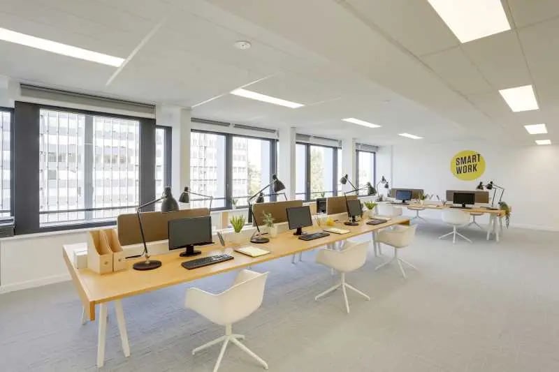 11 Avenue Dubonnet, Courbevoie for lease Building Photo- Image 1 of 1