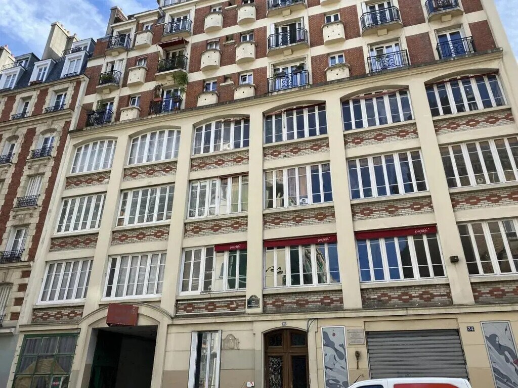 Location Bureaux 180 m² - Photo 1