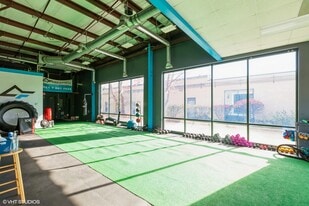 366-380 Bank Dr, Mchenry IL - Drive Through Restaurant