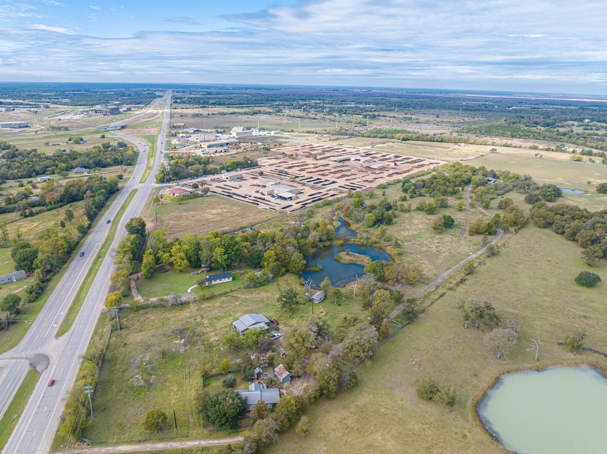 7790 W SH 21, Bryan, TX for sale Primary Photo- Image 1 of 2