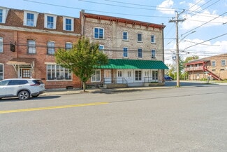 More details for 98 S Main St, Castleton On Hudson, NY - Multifamily for Sale