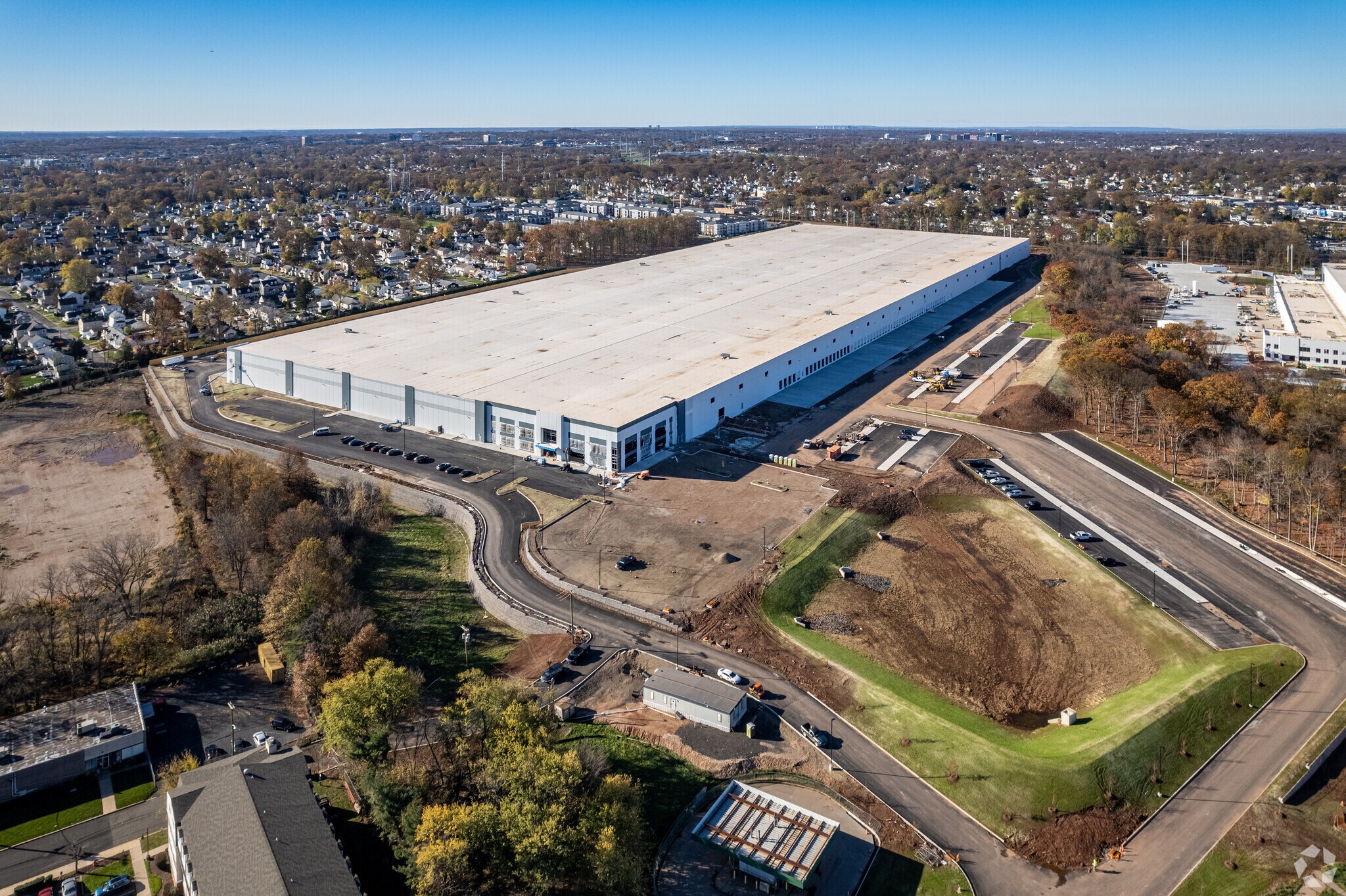 1289 Rahway Ave, Avenel, NJ 07001 Avenel Distribution Center