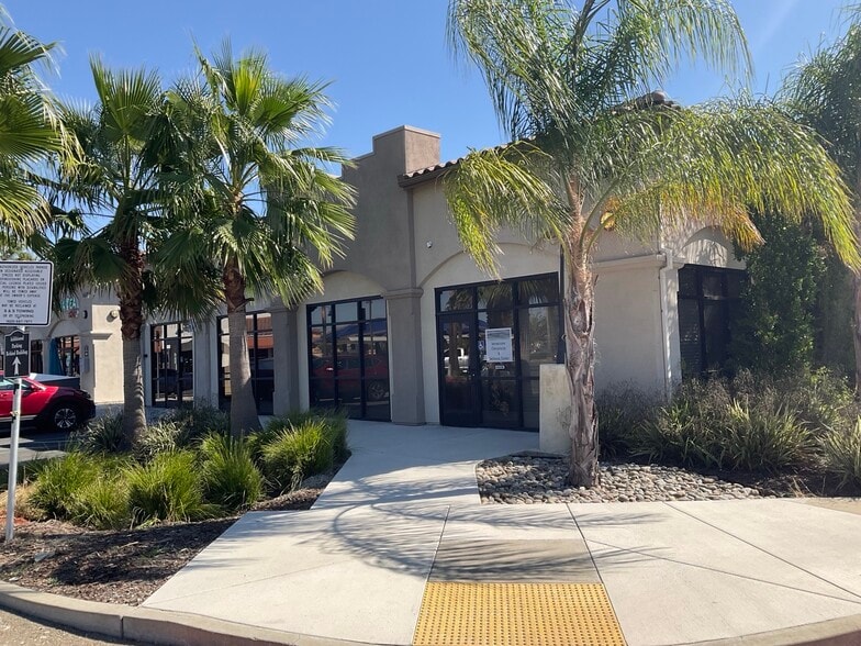 2380-2390 Fairview Ave, Brentwood, CA for lease - Building Photo - Image 2 of 11