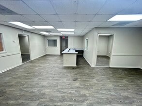 1158 Alternate 19 Hwy, Holiday, FL for lease Interior Photo- Image 2 of 23