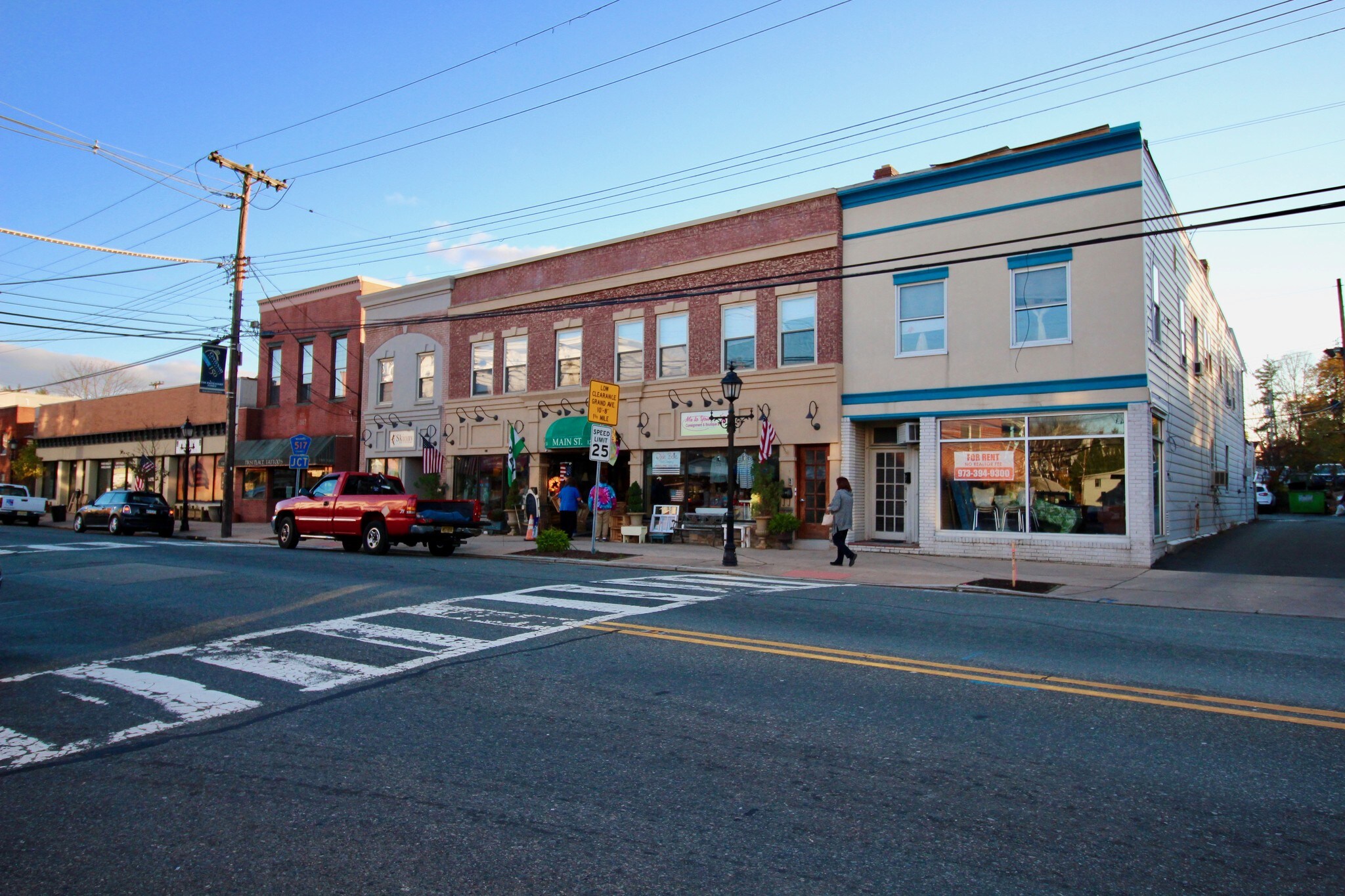 122-126 Main St, Hackettstown, NJ for sale Primary Photo- Image 1 of 1