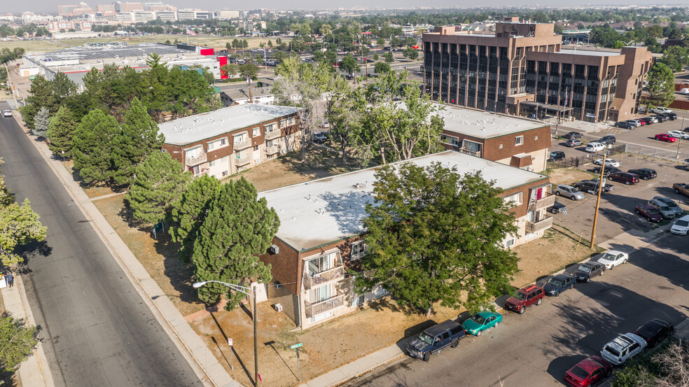 1357 Helena St, Aurora, CO for sale - Building Photo - Image 1 of 1