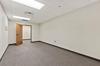 26243 State Highway 51, Wagoner, OK for sale Interior Photo- Image 2 of 43