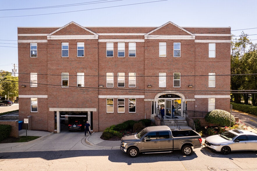 716 Giddings Ave, Annapolis, MD for lease - Building Photo - Image 1 of 9